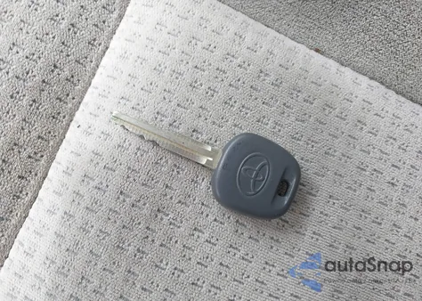 2006 Toyota Corolla Ce from USA, damaged, VIN 1NXBR32EX6Z732447